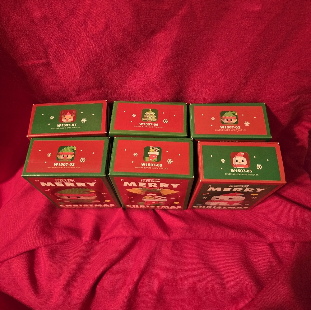 LELEBROTHER Festive Building Blocks Set (6 SETS) - Picture 6 of 13